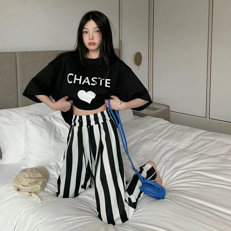 COZOK Set Áo Thun Tay Ngắn Hình Trái Tim + Quần Dài Ống Rộng Kẻ Sọc