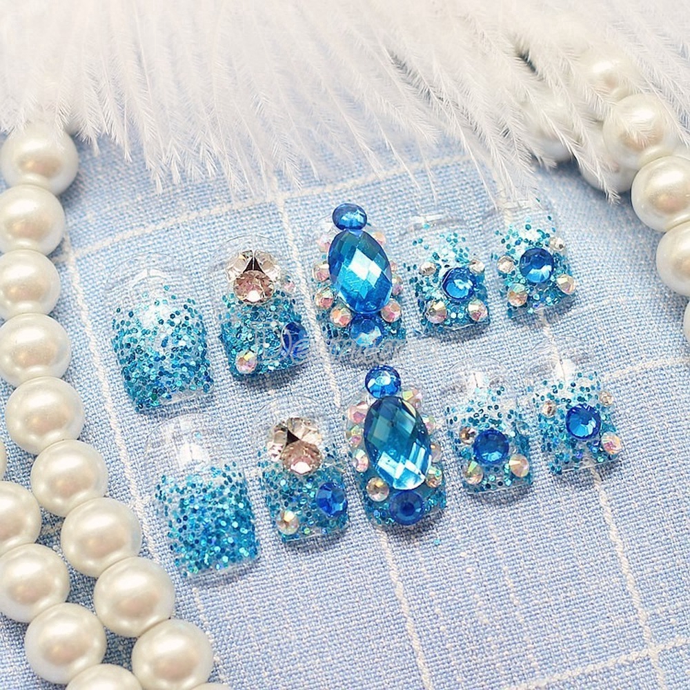 [Hàng mới về] Set 24 móng tay giả đính đá xinh xắn thời trang