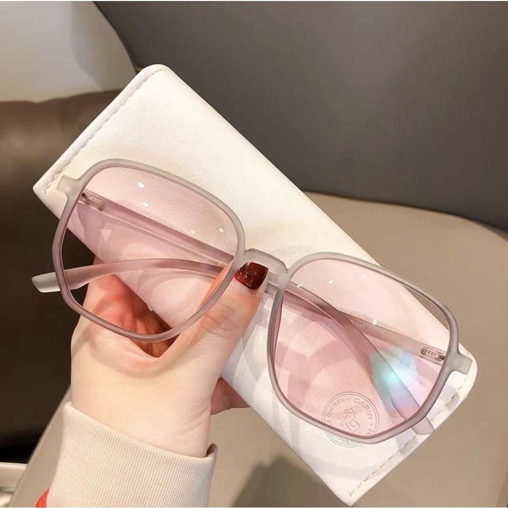 Kính Mát Gọng Lớn Chống Tia Cực Tím Màu Sáng Thời Trang Cho Nữ