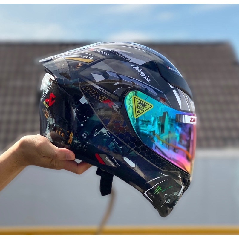 MŨ BẢO HIỂM ROYAL M138B ĐEN BÓNG LÊN TEM KAWASAKI XÁM MỚI NHẤT, MUA 1 mũ  TẶNG 1 quà và BH 12 Tháng