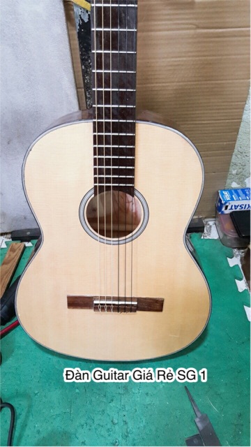 Đàn guitar classic dành cho mới tập chơi