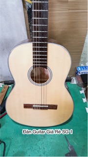 Đàn guitar classic dành cho mới tập chơi