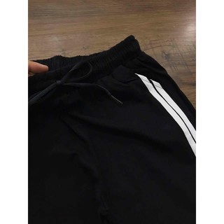 Quần jogger nữ tập thể thao chất vải umi trơn màu đen 2 sọc trắng cá tính - Quần thể dục học sinh mặc nhà tập gym mùa hè