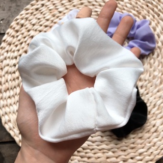 Dây buộc tóc scrunchies hot trend 2020