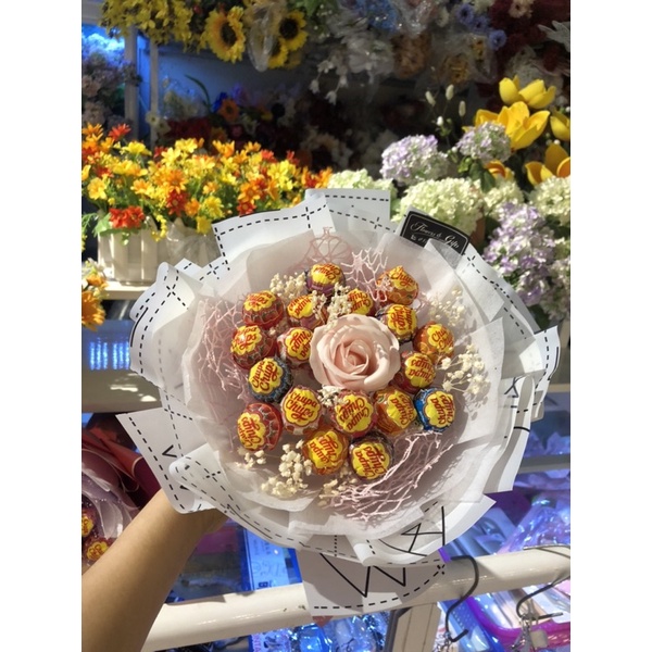 Bó hoa chuppachup ren hồng xinh xắn 20cNT27921