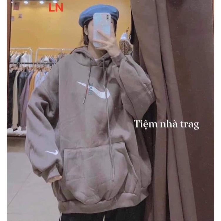 Áo hoodie dấu phẩy in tay ngực LN11