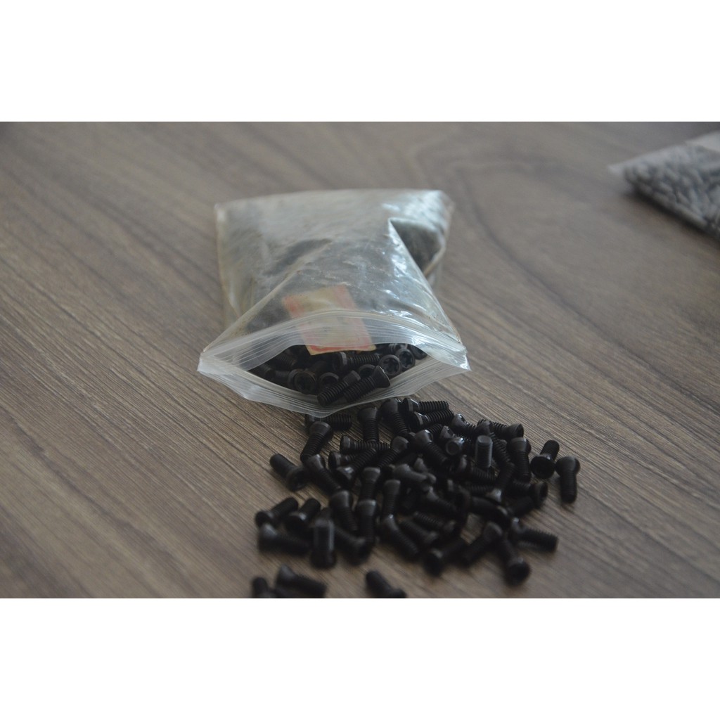 Ốc hoa thị thép đen M3,5*10