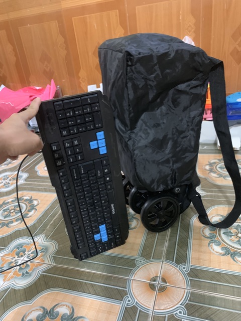 Xe đẩy gấp gọn như balo siêu nhẹ đẹp babythrone