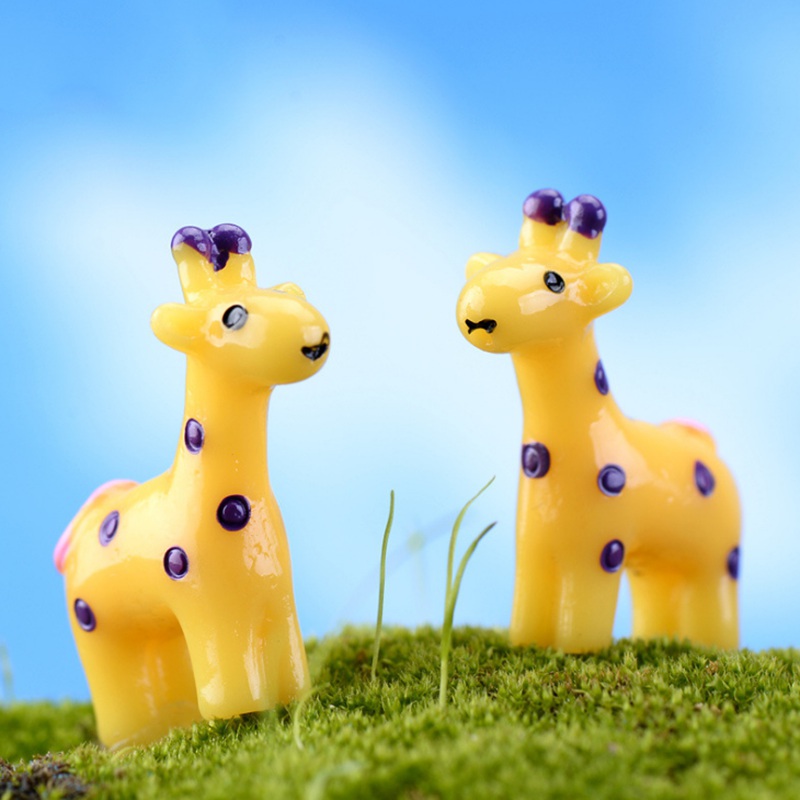 Set 2 Mô Hình Tuần Lộc Mini Trang Trí Sân Vườn