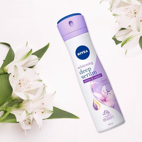 Xịt Khử Mùi Giảm Mồ Hôi, Trắng Mịn &amp; Mờ Thâm Nivea Extra Whitening Spray 150ml