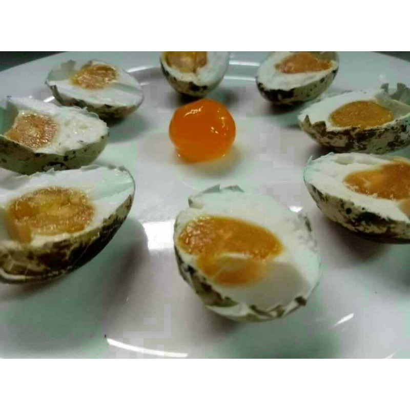 HŨ TRỨNG CÚT MUỐI 40 QUẢ