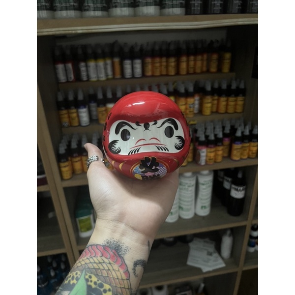 Daruma may mắn trang trí