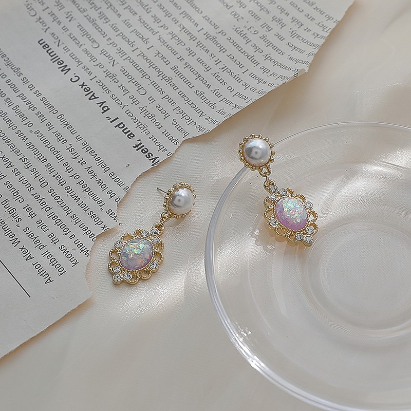 Bông tai phong cách Baroque cổ điển đính đá zircon MS176