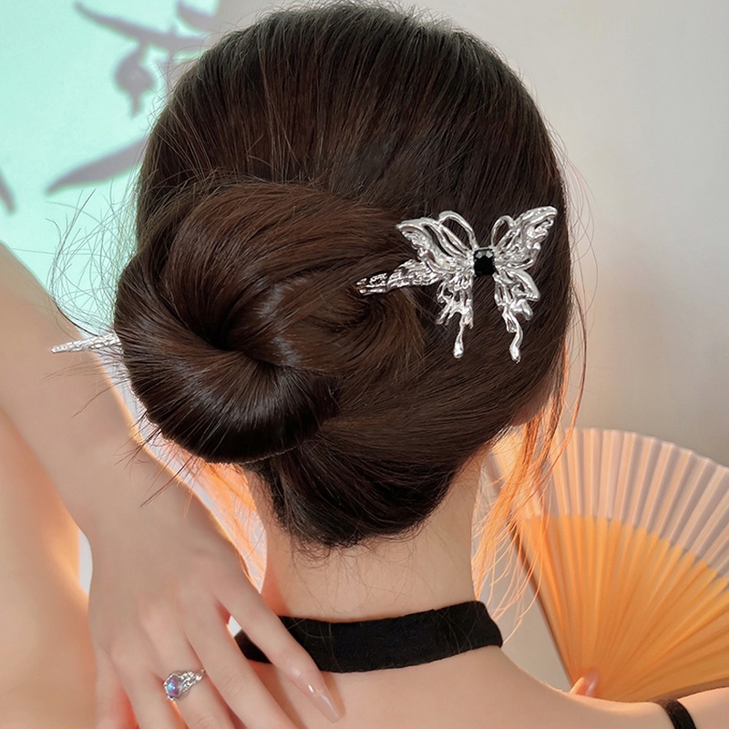 Kẹp Tóc Hình Bướm Bằng Kim Loại Dạng Lò Xo Phong Cách Trung Hoa Cổ Điển Cho Nữ