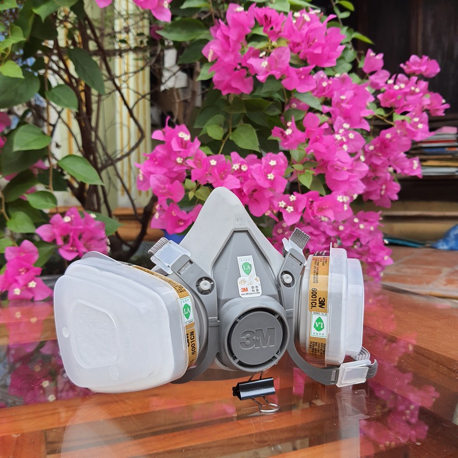 Trọn bộ mặt nạ phòng độc 3M 6200 kèm kính chống hoá chất- Mặt nạ chống độc, bụi mịn Dùng phun sơn, xịt thuốc