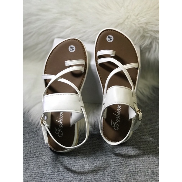 SANDAL ĐI BIỂN ĐẾ NÂU XỎ NGON CHÉO DÂY MẤU MỚI HOTTREND