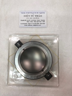 Col Titan 750 nhấn
