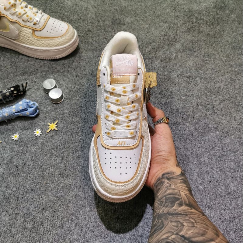 Giày sneaker cổ thấp Air forcer 1 Aura  tồn kho. tặng kèm 2 ống dây GD và sticker dán.