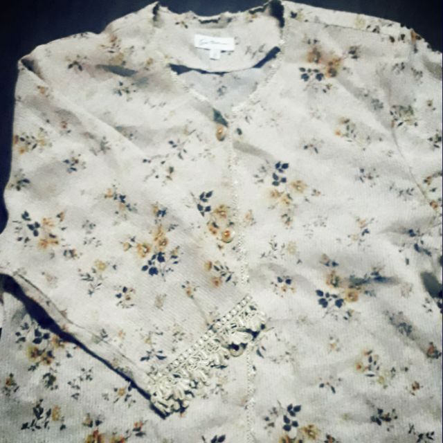 đầm bán live. ảnh minh họa