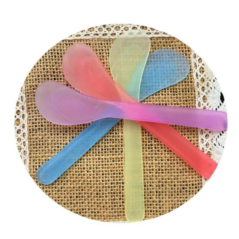 [SIÊU RẺ] [100c] Que nhựa dùng trong spa , muỗng kem , dụng cụ mỹ phẩm , phụ kiện du lịch