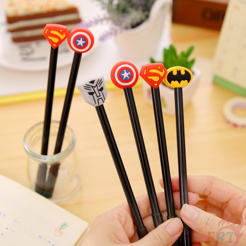 ❀ Bút Siêu Anh Hùng ❀ 1 Bút Gel Mực Đen Hình Captain America / Superman / Batman / Transformers