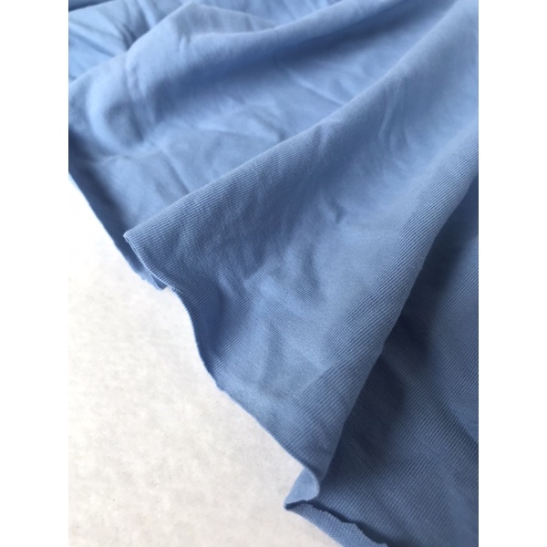 vải thun cotton 4c màu xanh