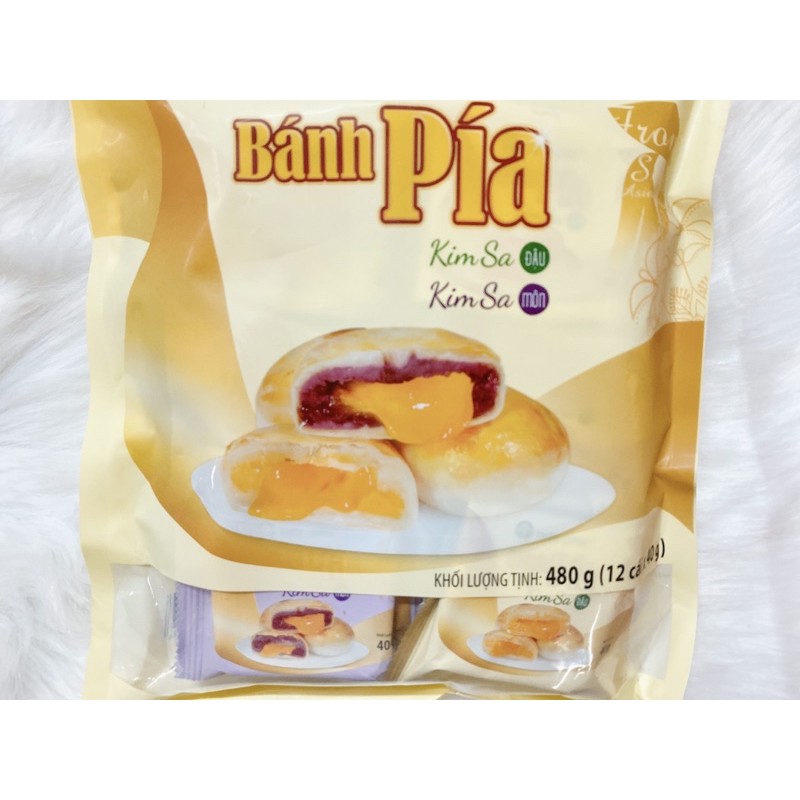 Bánh pía kim sa trứng muối nhân đậu xanh và khoai môn