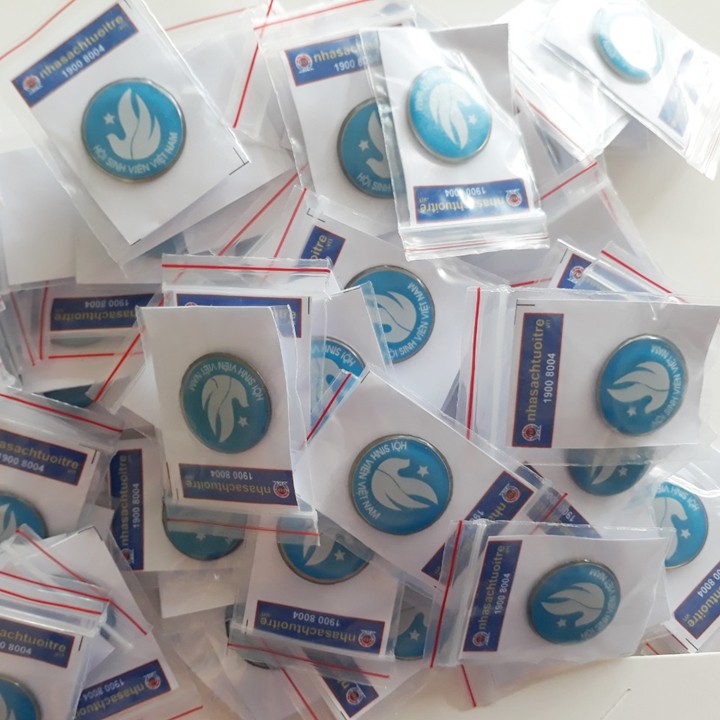 Set 10 Huy Hiệu Sinh Viên Nam Châm