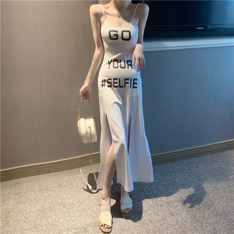 Đầm hai dây xẻ tà in chữ thời trang | BigBuy360 - bigbuy360.vn