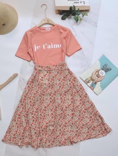 Set áo hồng + chân váy hoa