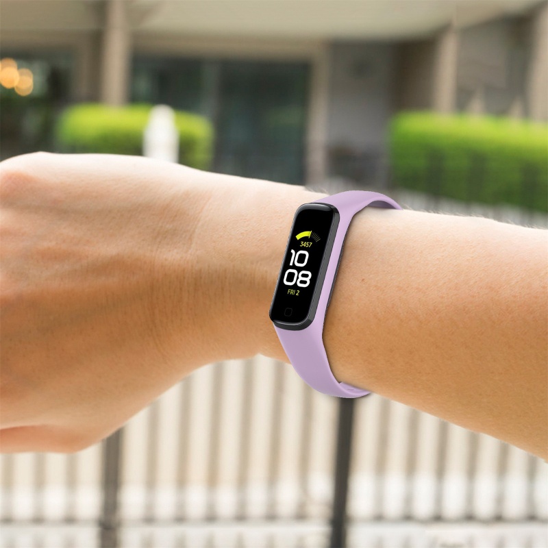 Dây đeo thay thế chất liệu silicon màu trơn cho Samsung -Galaxy Fit2 R220