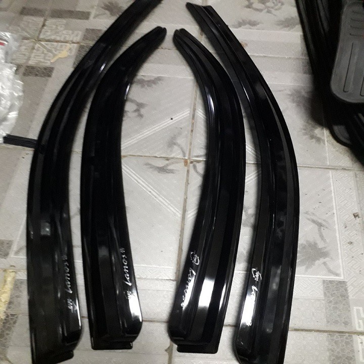 Bộ vè che mưa đen xe Daewoo Lanos Hàn Quốc Phù hợp các đời xe( Chỉ còn Vè Không có chữ Lanos)