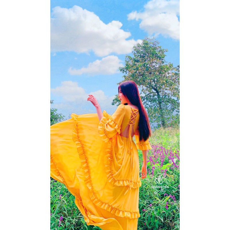 [🌼Hàng sẵn] Đầm maxi vàng đan dây hở lưng tay dài du lịch hottrend | BigBuy360 - bigbuy360.vn