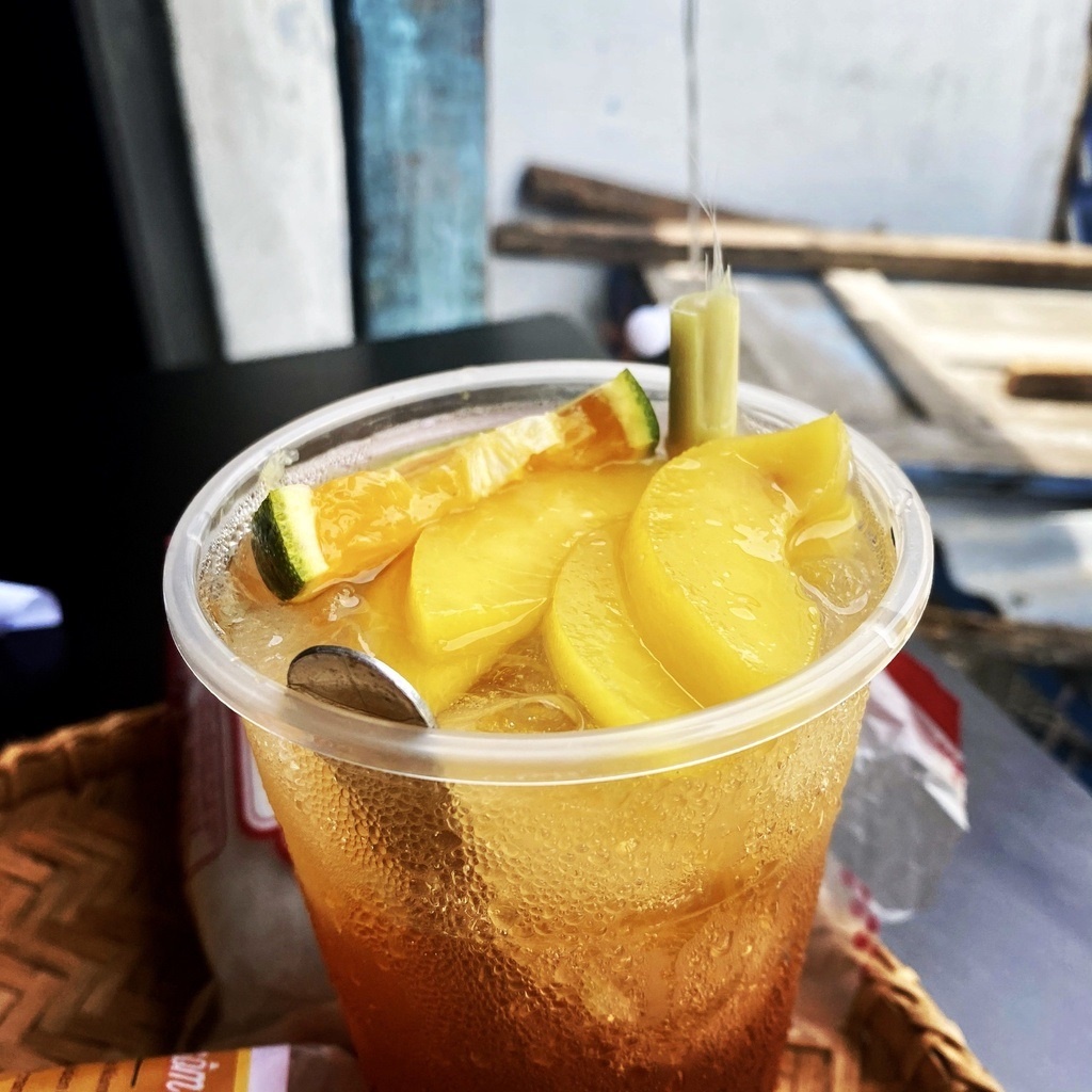 Set trà đào tự pha 3 món ( lon đào 420 gr , 2 gói trà đào túi lọc, 1 siro mini hương đào) pha được 8-10 ly làm đồ uống. | BigBuy360 - bigbuy360.vn