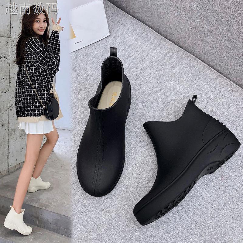 Giày Boot Đi Mưa Cổ Thấp Chống Trượt Giữ Ấm Phong Cách Nhật Bản Thanh Lịch Sành Điệu | BigBuy360 - bigbuy360.vn