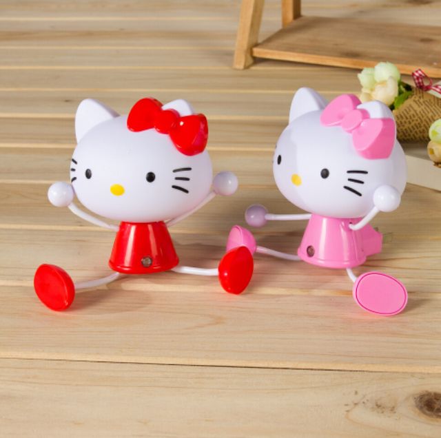 Đèn ngủ cảm ứng dẻo to bằng bàn tay hình doremon, kitty..