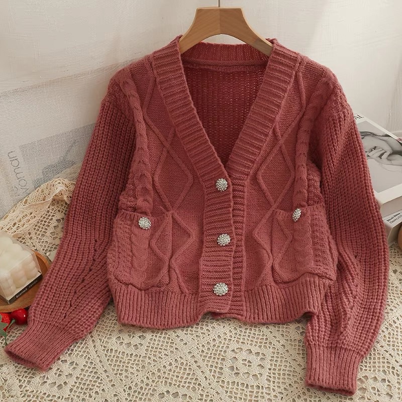 Khoác Cadigan len thừng khuy đá dáng lỡ