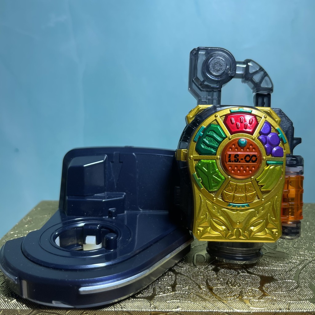 Hiệp sĩ mặt nạ - DX Kiwami & Kachidoki LockSeed -  Kamen Rider Gaim Bandai