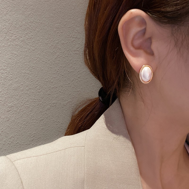 Bông Tai Mạ Bạc S925 Ngọc Trai Nhân Tạo Sang Trọng Qúy Phái Dự Tiệc Mainia Shop