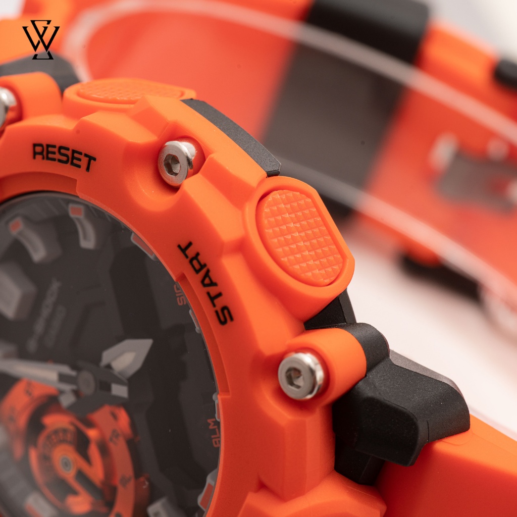 Đồng Hồ Quartz Nam Casio G-Shock WATCHSTORE GA-2200M-4ADR Thiết Kế Mặt Kính Khoáng Tròn 47mm, Vỏ Và Dây Nhựa Bền Bỉ