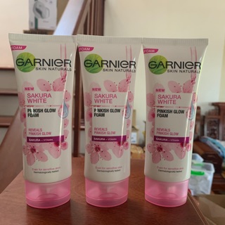 Sữa Rửa Mặt Trắng Da Garnier Sakura Thái lan