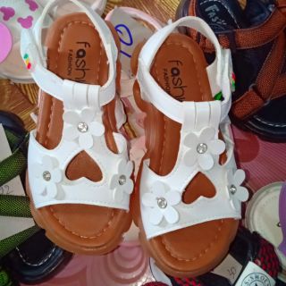 Combo sandal cho bé