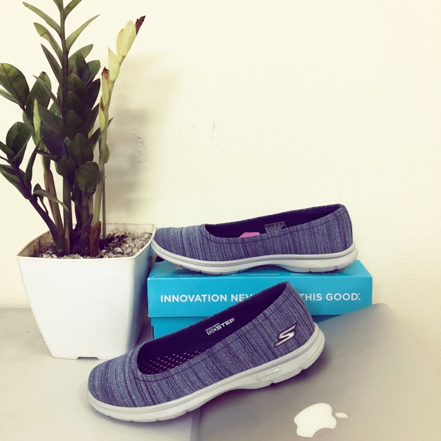Slipon Skechers