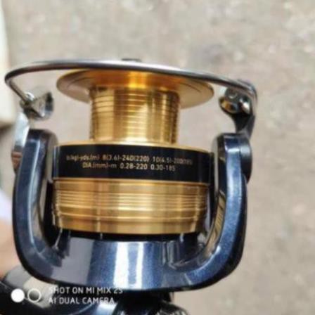 [SALE]  Máy Câu Cao Cấp DAIWA Sweepfire ( TẶNG CƯỚC 100M DAIWA 7 MÀU )  Máy Câu Cá Siêu Bền 2500 -4000