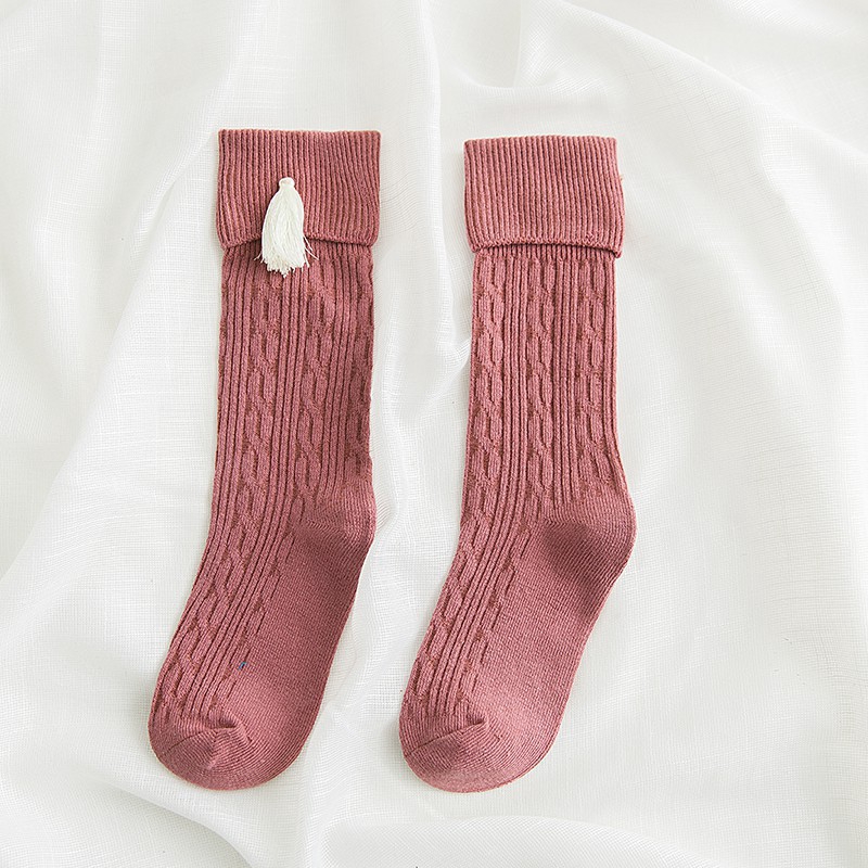 Tất đầu gối phối tua rua giữ ấm cho bé gái