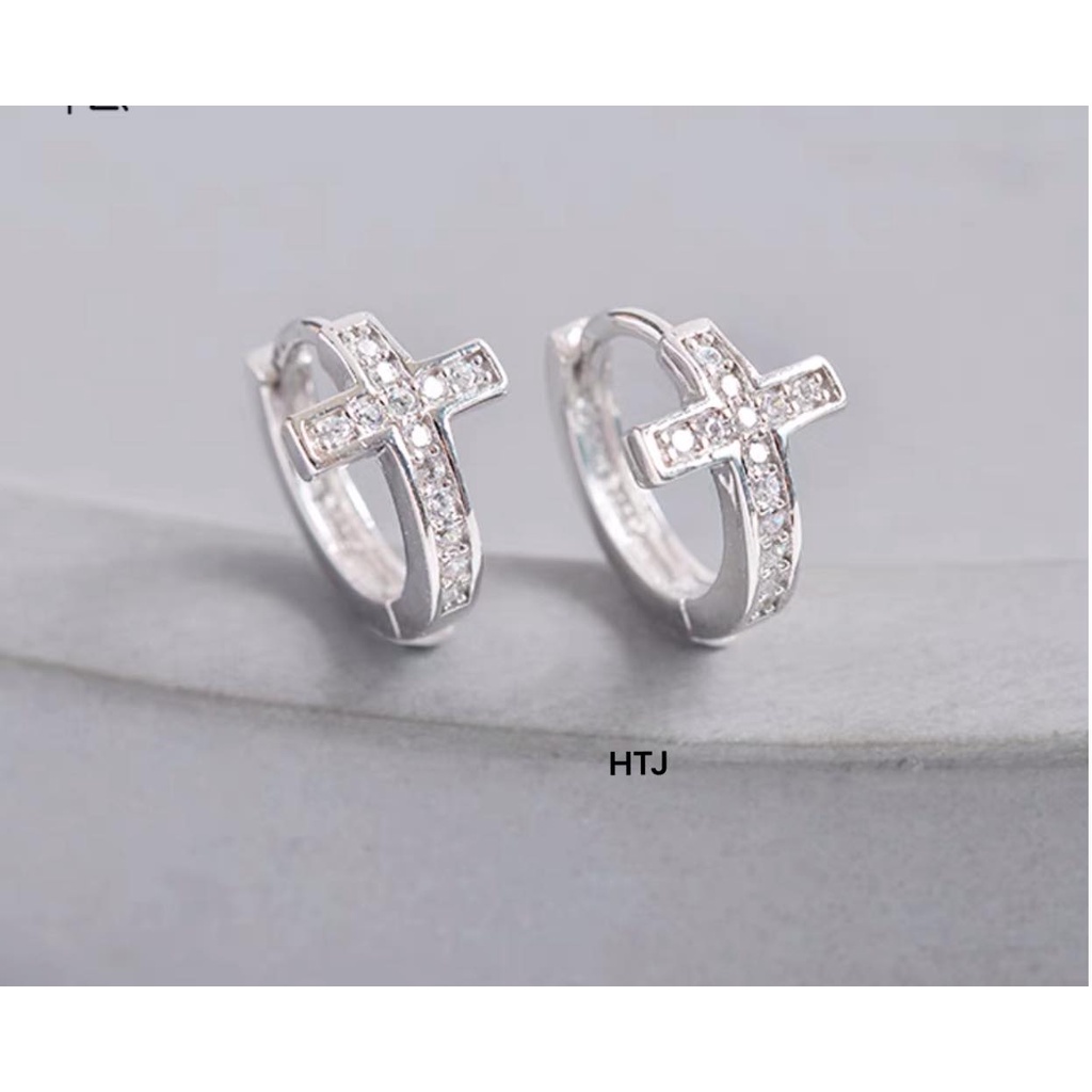 1 CHIẾC NỤ TAI BẠC HÌNH THÁNH GIÁ CHO CẢ NAM VÀ NỮ HOA TAI CÁ TÍNH PHONH CÁCH THỜI TRANG HÀNG CAO CẤP