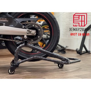 Ben nâng xe moto phân khối lớn