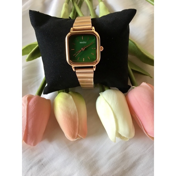 Đồng hồ nữ dây kim loại bạc mặt vuông phong cách Ulzzang thanh lịch thép không gỉ MV001