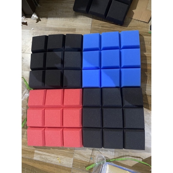 1 Tấm mút tiêu âm tán âm hình ô vuông 30x30cm dày 5cm hàng tỉ trọng cao chống cháy lan