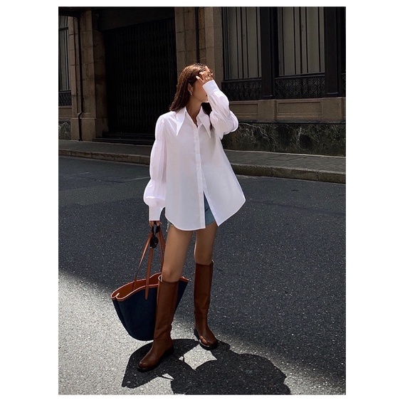 Áo Sơ mi trắng style Hàn form rộng chất thô mịn dày chuẩn form bo chun che khuyết điểm vai thô bắp tay to kèm ảnh thật | BigBuy360 - bigbuy360.vn